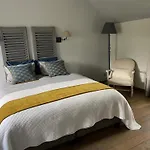Ideal In With Private Pool *