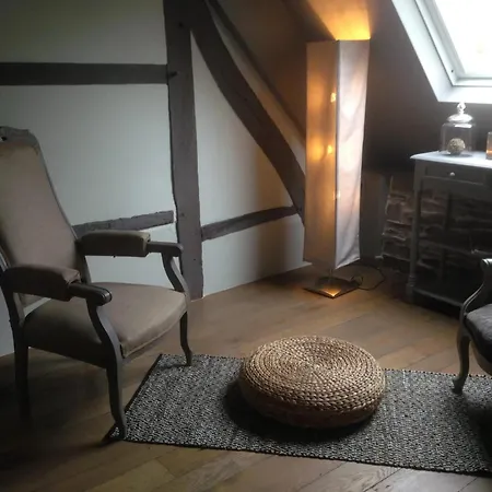 Ideal In With Private Pool Burdinne