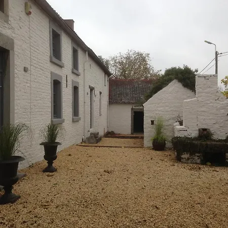 Ideal In With Private Pool Villa Burdinne