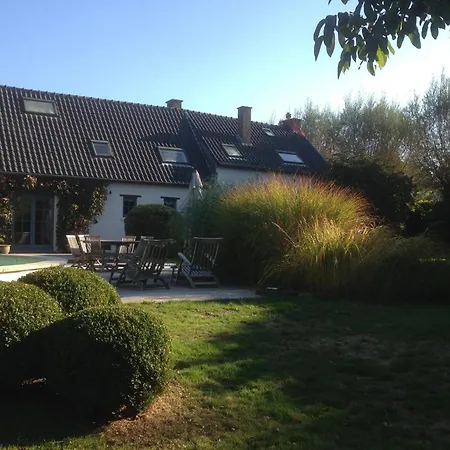 Ideal In With Private Pool *